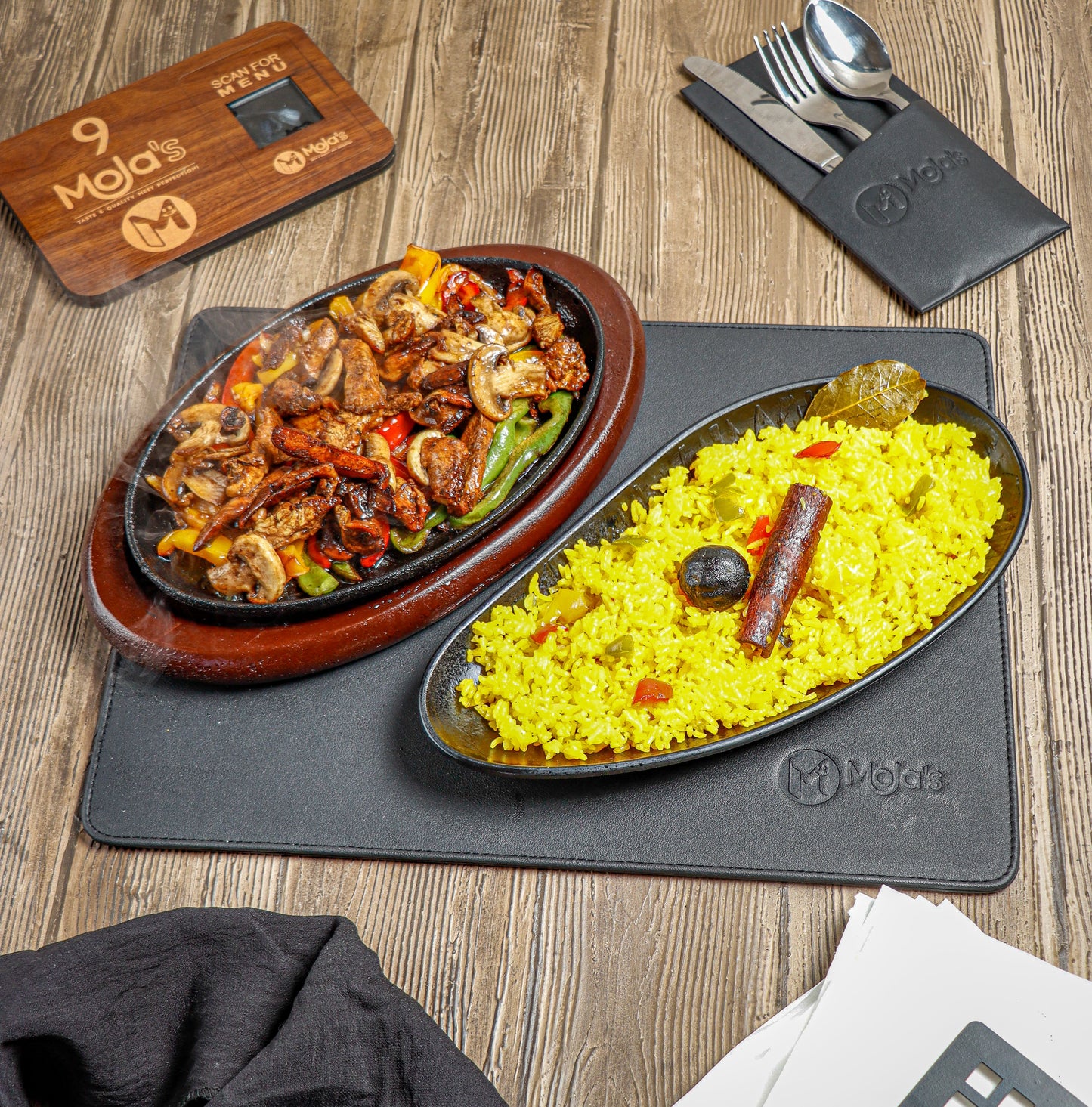 معكرونة بيني بالصلصة البيضاء